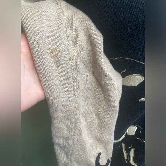 Vintage Christopher Banks Sweater Womens Medium Dog Embroidered 2004 Cute Bones - Picture 9 of 14